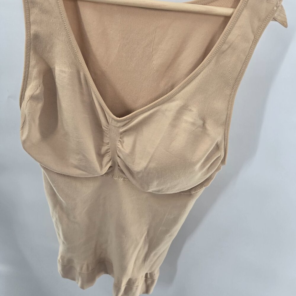Bundle of 2 Shapewear Beige Tanks & 1 White Cami 2x - Picture 13 of 15